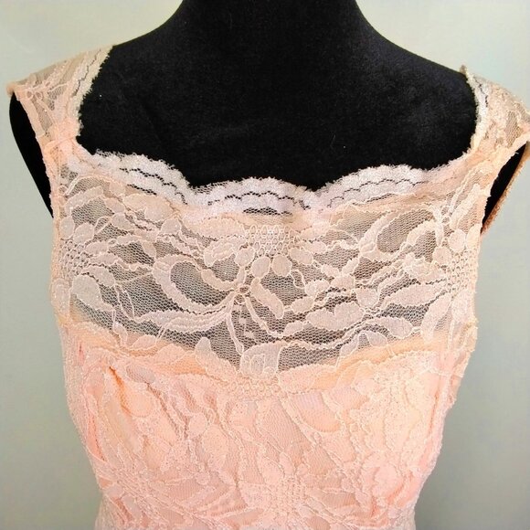 Morgan & Co. Womens Lace Sleeveless Gown/Dress Satin Ribbon Back Bow Size 11/12 - Picture 6 of 12